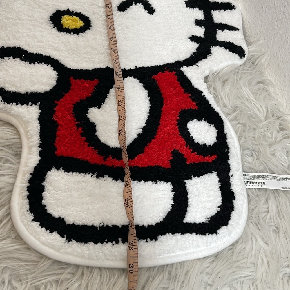 HELLO KITTY SANRIO Floor Mat NEW - Picture 8 of 9